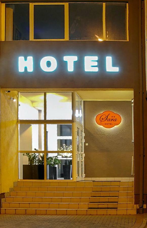 Hotel Sara Kolo  Экстерьер фото